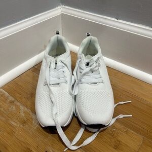 Brand New Women's Fashion Running Shoes - Size 7